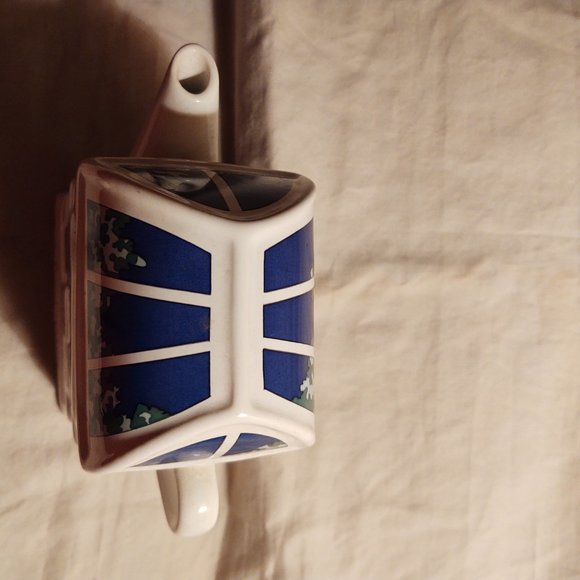 Vintage Wade England Decorative Teapot - Picture 3 of 9